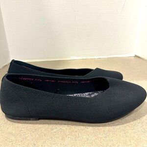 Skechers Women’s Cleo Wide Fit Navy Air-Cooled Memory Foam Flats
